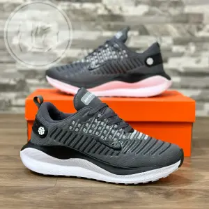NIKE REACT CABALLERO