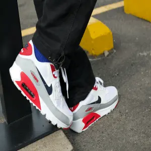 AIRMAX EXCLUSIVE EDITION WHITE