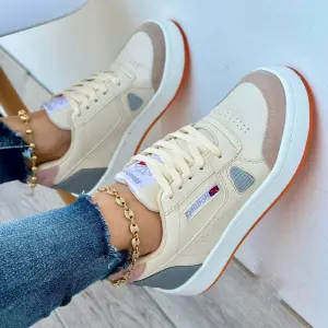 Reebok dama
