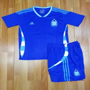 UNIFORME ARGENTINA VISITANTE ADULTO