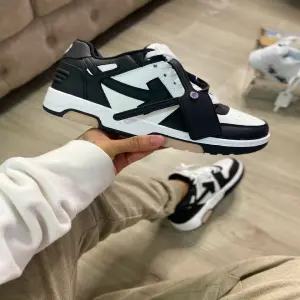 Off White CABALLERO