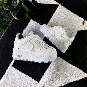 Mini Nike Force One Clasico Niños