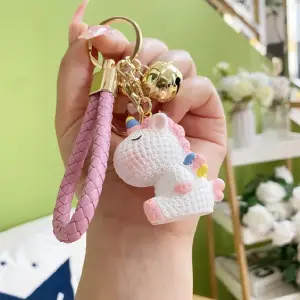 llavero de unicornio de dibujos animados