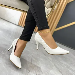 REF 1402 JM