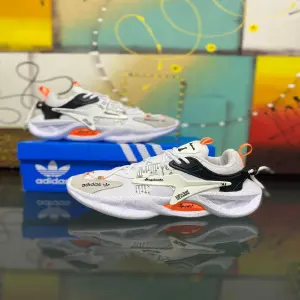 Calzado deportivo Adidas