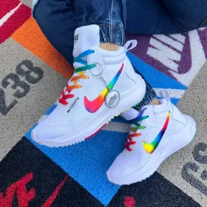 Bota Nike Zoom X Blanca Arcoíris