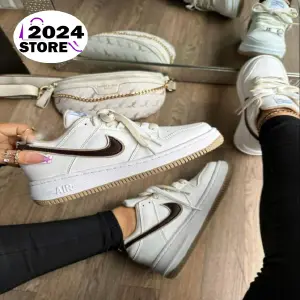 BELLOS NIKE DOBLE CORDON Bdga