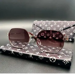 LV ROUND