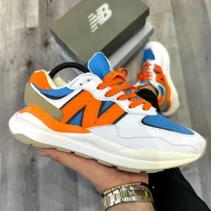 NEW BALANCE AAA