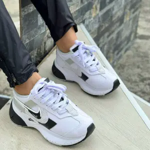 NIKE DEPORTIVO DAMA