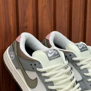 NIKE SB LOW YUTO