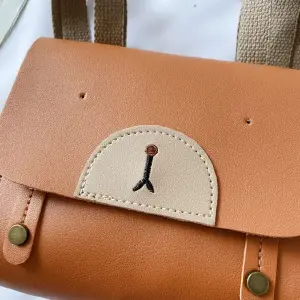 MOCHILAS INFANTILES PIEL