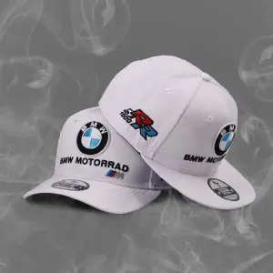 Gorra curva BMW blanca