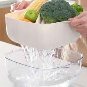 CESTA CON ESCURRIDOR PARA ALIMENTOS