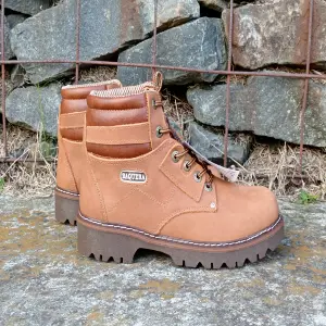 Bota vaquera Nobuck
