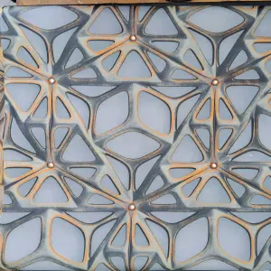 Papel de colgadura cuadrados y triangulo