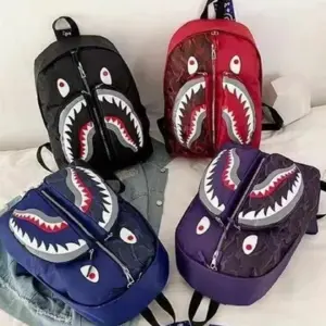 Maleta Bape diseño Tiburón