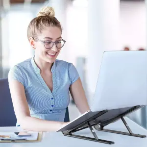 Soporte para portatil metálico