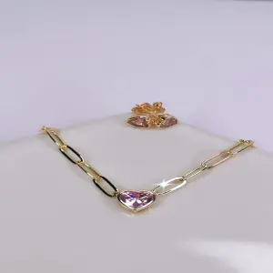 JUEGOS DE CADENAS CORAZON ROSADO