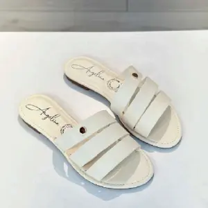 Sandalias Planas N-504