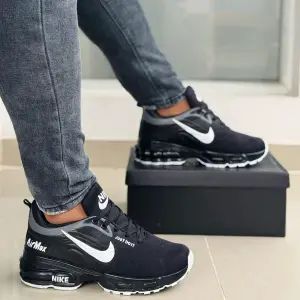AIR MAX 2