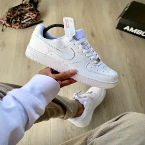 Nike AF1 Calidad 1.1 DAMA Y CABALLERO