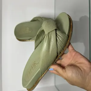 Sandalias verde