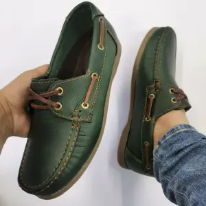 Calzado en CUERO estilo apache