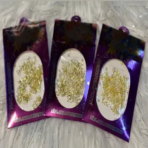 PINES DE UÑAS
