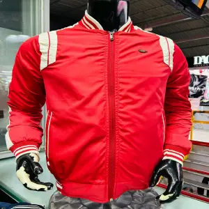 Chaqueta impermeable caballero Moscu