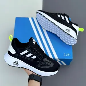 Adidas 2K NEGRO CINTA VERDE