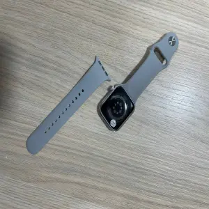 Reloj Ws88 serie 8 de 45 mm
