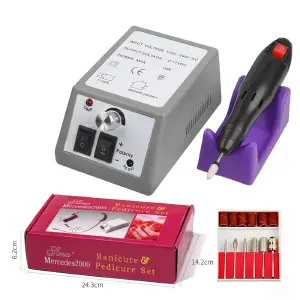 SET DE MANICURE Y PEDICURE MERCEDES 2000