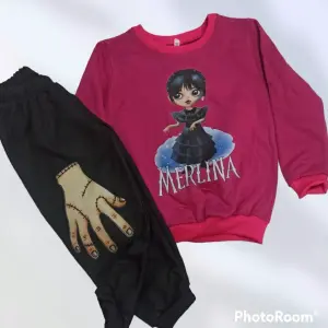 Sudadera Niña Merlina Adams