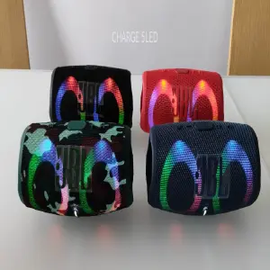 Parlante JBL Charge 5 con luces RGB