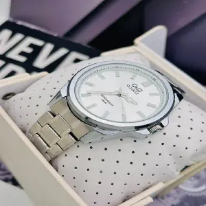 Reloj Q&Q Caballero classic