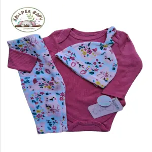 BODY PANTALON SOMBRERO FUCSIA