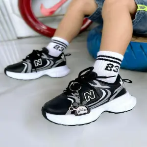 NEW BALANCE NIÑ@ (LUCES)