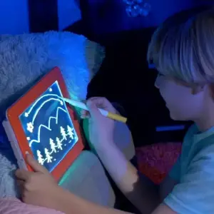 Tablero De Dibujo Con Luz Led Magic Pad
