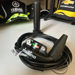 ACELERADOR CUARTA DOMINO  UNIVERSAL MOTO