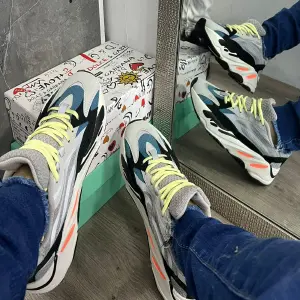 zapatos adidas yeezy 700