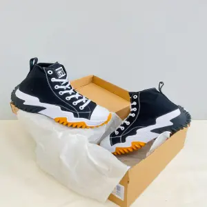 BOTA CONVER