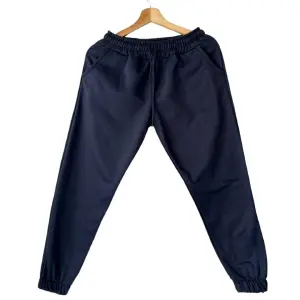 JOGGER NIÑOS AZUL OSCURO 10