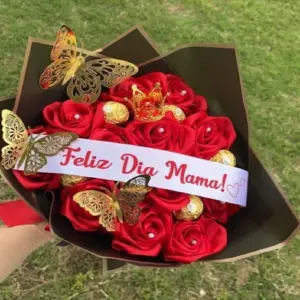 Ramo De Rosas Eterna Feliz Dia