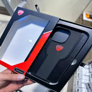 Estuche Ducati Iphone 14 Pro MAX ORIGINA
