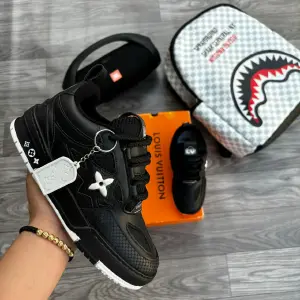 LOUIS VUITTON 2025