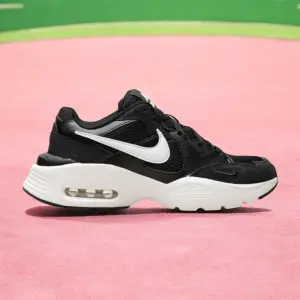 NIKE RUNNIG