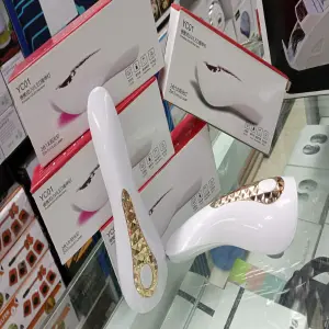 Lampara Portatil Para Un Dedo Uñas Yco1