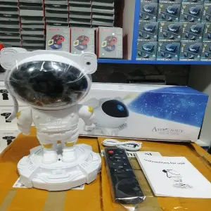 PROYECTOR PARLANTE BLUETOOTH ASTRONAUTA