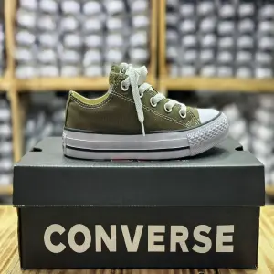 Converse Clásica Verde Militar: Un Ícono Reimaginado - Converse clásica verde militar